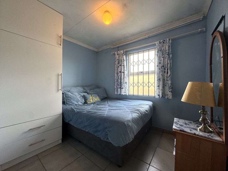 2 Bedroom Property for Sale in Kuilsrivier Industria Western Cape